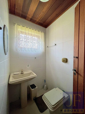 Imagem Casa com 4 Quartos para Temporada, 160 m² em Canasvieiras - Florianópolis Imagem Casa com 4 Quartos para Temporada, 160 m² em Canasvieiras - Florianópolis