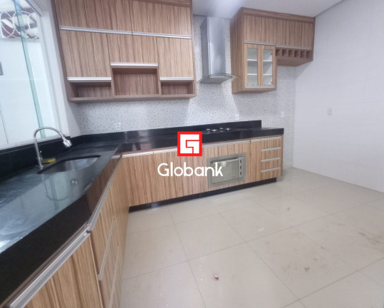 Imagem Sobrado com 3 Quartos à Venda, 140 m² em Ibituruna - Montes Claros Imagem Sobrado com 3 Quartos à Venda, 140 m² em Ibituruna - Montes Claros