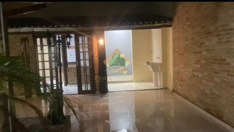 Imagem Casa com 3 Quartos à Venda, 180 m² em Martim De Sa - Caraguatatuba