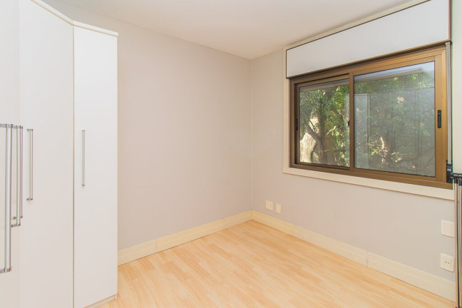 Imagem Apartamento com 3 Quartos à Venda, 148 m² em Moinhos De Vento - Porto Alegre Imagem Apartamento com 3 Quartos à Venda, 148 m² em Moinhos De Vento - Porto Alegre