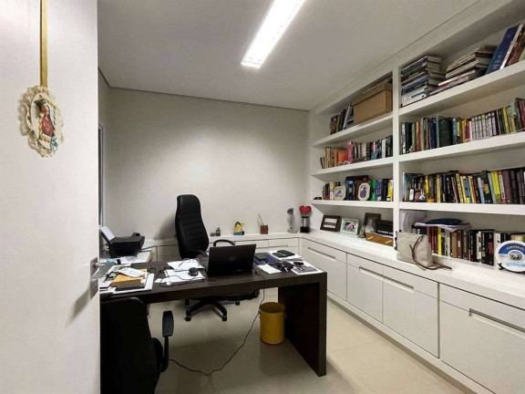 Imagem Casa com 5 Quartos à Venda, em Vila Santo Antonio - Cotia Imagem Casa com 5 Quartos à Venda, em Vila Santo Antonio - Cotia