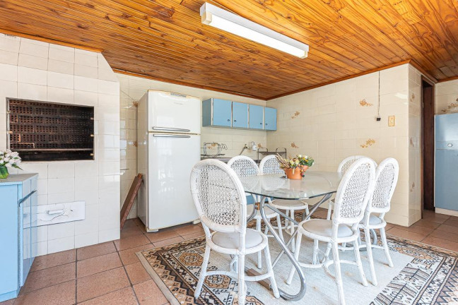 Imagem Casa com 3 Quartos à Venda, 225 m² em Seminário - Curitiba Imagem Casa com 3 Quartos à Venda, 225 m² em Seminário - Curitiba