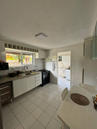 Imagem Casa de Condomínio com 4 Quartos à Venda, 300 m² em Buraquinho - Lauro De Freitas