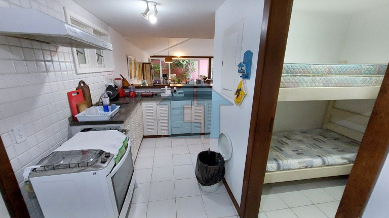 Imagem Casa com 5 Quartos para Alugar, em Marinas - Angra Dos Reis Imagem Casa com 5 Quartos para Alugar, em Marinas - Angra Dos Reis