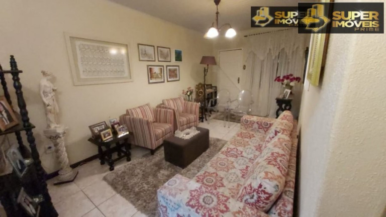 Imagem Casa com 4 Quartos à Venda, 300 m² em Três Vendas - Pelotas Imagem Casa com 4 Quartos à Venda, 300 m² em Três Vendas - Pelotas