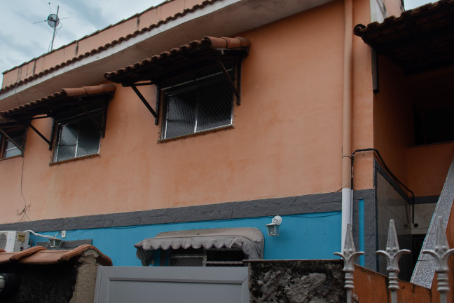 Imagem Sobrado com 2 Quartos à Venda, em Campo Grande - Rio De Janeiro Imagem Sobrado com 2 Quartos à Venda, em Campo Grande - Rio De Janeiro