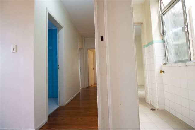 Imagem Imóvel com 3 Quartos à Venda, em Santana - Porto Alegre Imagem Imóvel com 3 Quartos à Venda, em Santana - Porto Alegre