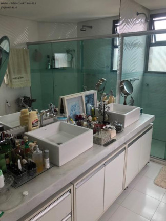 Imagem Imóvel com 4 Quartos à Venda, 275 m² em Jardim Apipema - Salvador Imagem Imóvel com 4 Quartos à Venda, 275 m² em Jardim Apipema - Salvador
