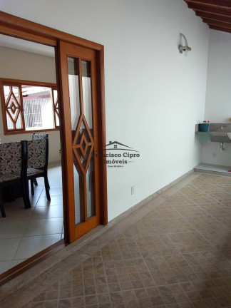 Imagem Sobrado com 5 Quartos à Venda, 357 m² em Pedregulho - Guaratinguetá Imagem Sobrado com 5 Quartos à Venda, 357 m² em Pedregulho - Guaratinguetá