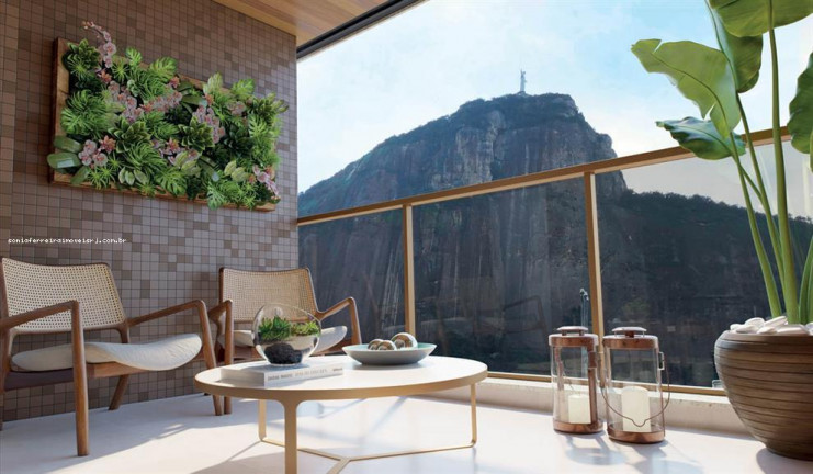 Imagem Imóvel com 3 Quartos à Venda, 123 m² em Jardim Botânico - Rio De Janeiro