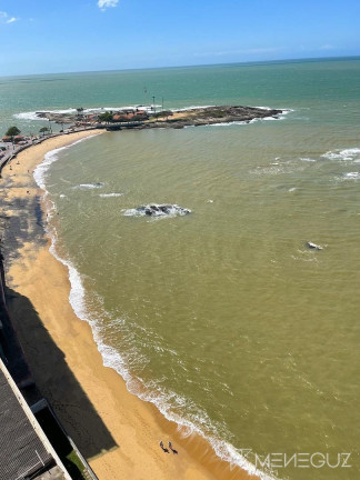 Imagem Apartamento com 4 Quartos à Venda, 220 m² em Centro - Guarapari