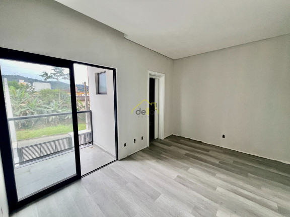 Imagem Casa com 3 Quartos à Venda, 105 m² em Iririú - Joinville Imagem Casa com 3 Quartos à Venda, 105 m² em Iririú - Joinville