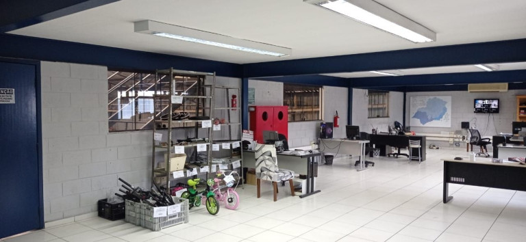 Imagem Galpão para Alugar, 1.350 m² em Chácaras Reunidas - São José Dos Campos Imagem Galpão para Alugar, 1.350 m² em Chácaras Reunidas - São José Dos Campos
