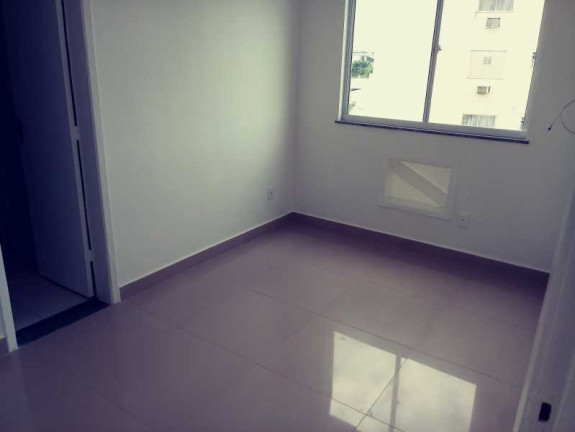 Imagem Imóvel com 1 Quarto à Venda, 53 m² em Campo Grande - Rio De Janeiro Imagem Imóvel com 1 Quarto à Venda, 53 m² em Campo Grande - Rio De Janeiro