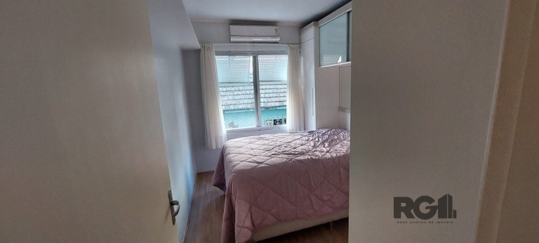 Imagem Apartamento com 1 Quarto para Alugar, 61 m² em Centro Histórico - Porto Alegre Imagem Apartamento com 1 Quarto para Alugar, 61 m² em Centro Histórico - Porto Alegre