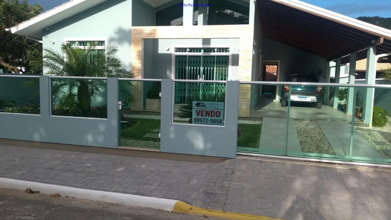 Imagem Casa com 2 Quartos à Venda, 370 m² em Pinheira - Palhoça Imagem Casa com 2 Quartos à Venda, 370 m² em Pinheira - Palhoça