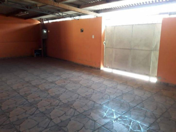 Imagem Casa com 3 Quartos à Venda, 250 m² em Conjunto Residencial Araretama - Pindamonhangaba