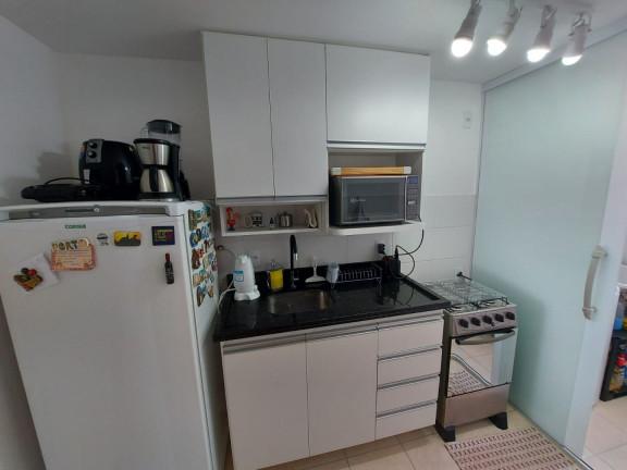 Imagem Apartamento com 2 Quartos à Venda, 49 m² em Pimenteiras - Teresópolis