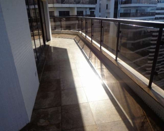 Imagem Apartamento com 3 Quartos à Venda, 251 m² em Jardim Astúrias - Guarujá