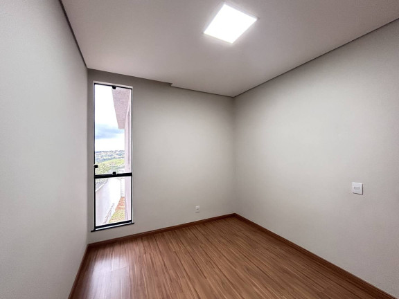 Imagem Casa com 3 Quartos à Venda, 200 m² em Shalimar - Lagoa Santa Imagem Casa com 3 Quartos à Venda, 200 m² em Shalimar - Lagoa Santa