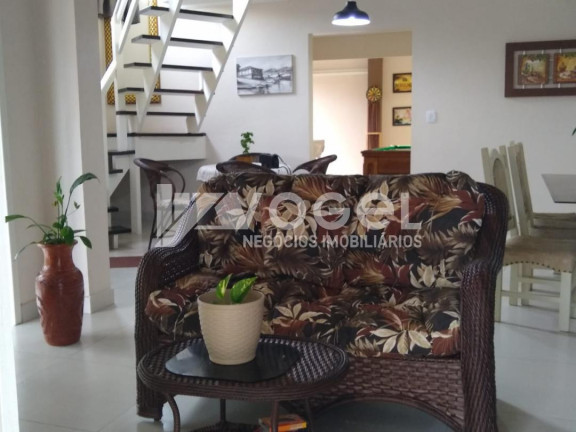 Imagem Casa com 4 Quartos à Venda, 272 m² em Nova Tramandaí - Tramandai Imagem Casa com 4 Quartos à Venda, 272 m² em Nova Tramandaí - Tramandai