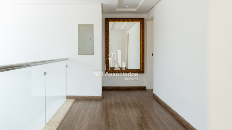 Imagem Casa com 8 Quartos à Venda, 2.200 m² Imagem Casa com 8 Quartos à Venda, 2.200 m²
