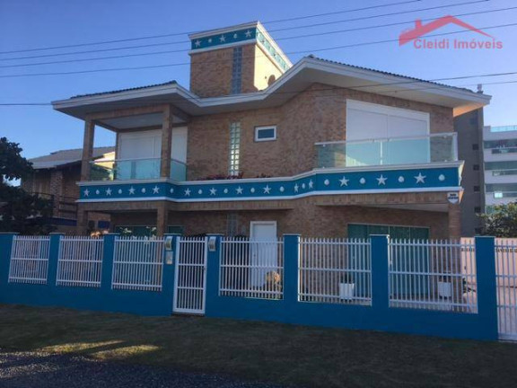 Imagem Casa com 3 Quartos à Venda, 208 m² em Itacolomi - Piçarras Imagem Casa com 3 Quartos à Venda, 208 m² em Itacolomi - Piçarras
