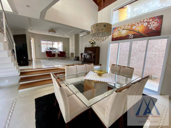 Imagem Casa com 3 Quartos à Venda, 340 m² em Vila Oliveira - Mogi Das Cruzes Imagem Casa com 3 Quartos à Venda, 340 m² em Vila Oliveira - Mogi Das Cruzes