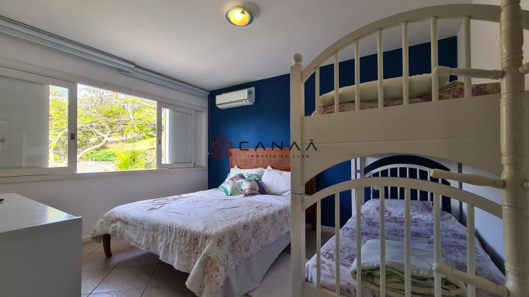 Imagem Casa com 6 Quartos à Venda, 500 m² em Ferradurinha - Armação Dos Búzios Imagem Casa com 6 Quartos à Venda, 500 m² em Ferradurinha - Armação Dos Búzios