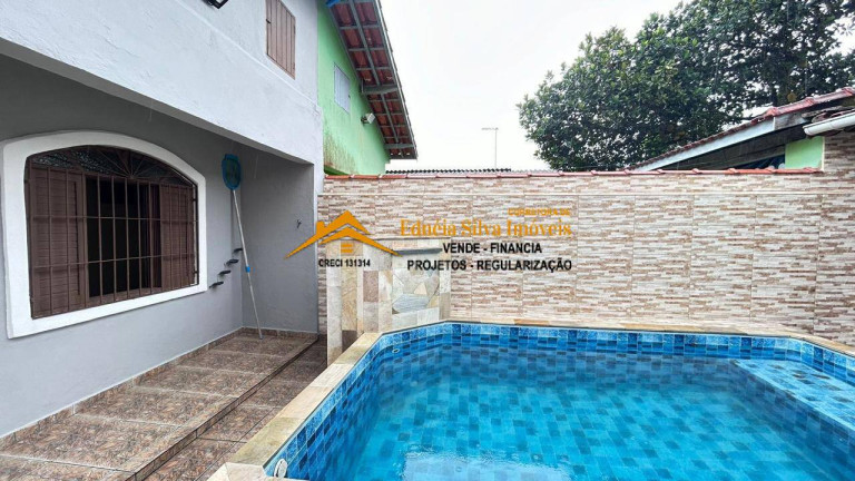 Imagem Casa com 2 Quartos à Venda, 180 m² em Vila Seabra - Mongaguá Imagem Casa com 2 Quartos à Venda, 180 m² em Vila Seabra - Mongaguá