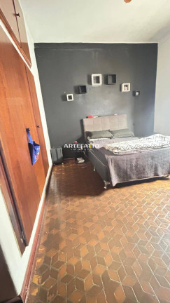 Imagem Casa com 4 Quartos à Venda, 300 m² Imagem Casa com 4 Quartos à Venda, 300 m²