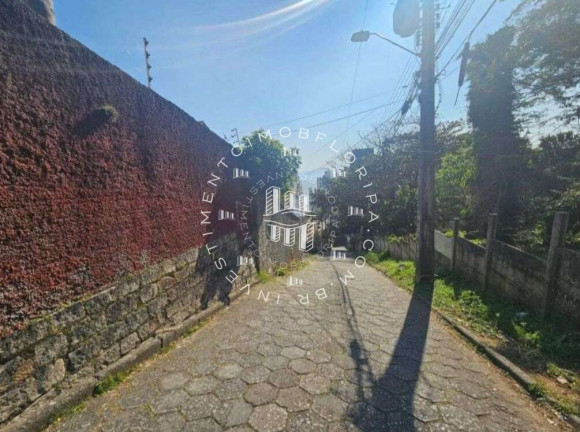 Imagem Terreno à Venda, 1.750 m² em Agronômica - Florianópolis Imagem Terreno à Venda, 1.750 m² em Agronômica - Florianópolis