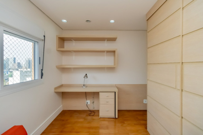 Imagem Apartamento com 3 Quartos à Venda, 184 m² em Real Parque - São Paulo Imagem Apartamento com 3 Quartos à Venda, 184 m² em Real Parque - São Paulo