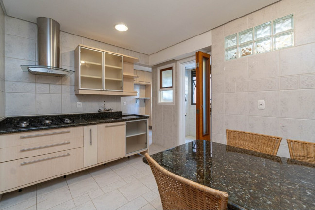 Imagem Apartamento com 3 Quartos à Venda, 110 m² em Petrópolis - Porto Alegre Imagem Apartamento com 3 Quartos à Venda, 110 m² em Petrópolis - Porto Alegre