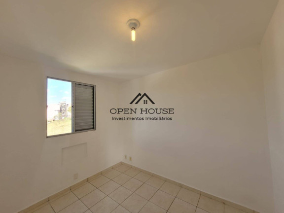 Imagem Apartamento com 2 Quartos à Venda,  em Vila Cidade Jardim - Botucatu