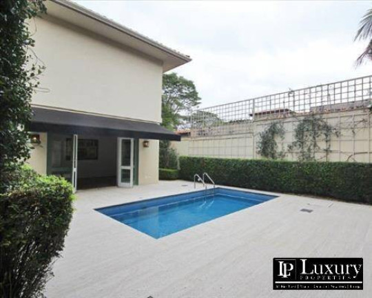 Imagem Casa com 4 Quartos à Venda, 355 m² em Alto De Pinheiros - São Paulo Imagem Casa com 4 Quartos à Venda, 355 m² em Alto De Pinheiros - São Paulo