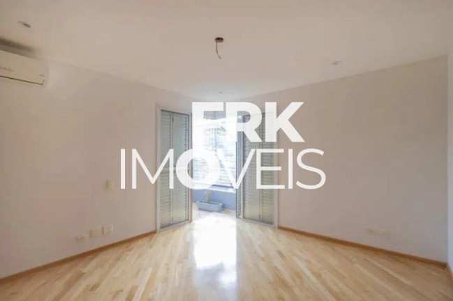 Imagem Casa com 4 Quartos à Venda, 460 m² em Jardim Leonor - São Paulo Imagem Casa com 4 Quartos à Venda, 460 m² em Jardim Leonor - São Paulo