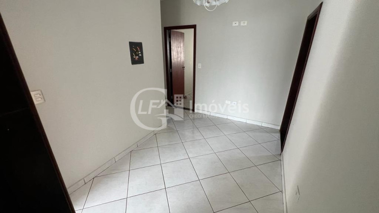 Imagem Casa com 3 Quartos à Venda, 190 m² em Vila Taquarussu - Campo Grande Imagem Casa com 3 Quartos à Venda, 190 m² em Vila Taquarussu - Campo Grande