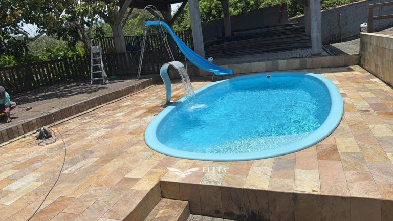 Imagem Casa com 6 Quartos à Venda, em Itajuba - Barra Velha Imagem Casa com 6 Quartos à Venda, em Itajuba - Barra Velha