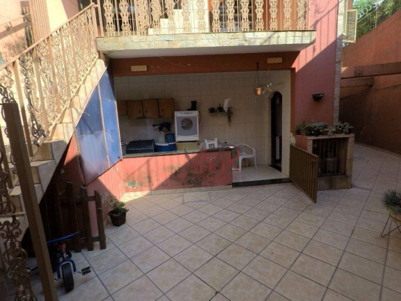 Imagem Sobrado com 5 Quartos à Venda, 299 m² em Itaquera - São Paulo Imagem Sobrado com 5 Quartos à Venda, 299 m² em Itaquera - São Paulo