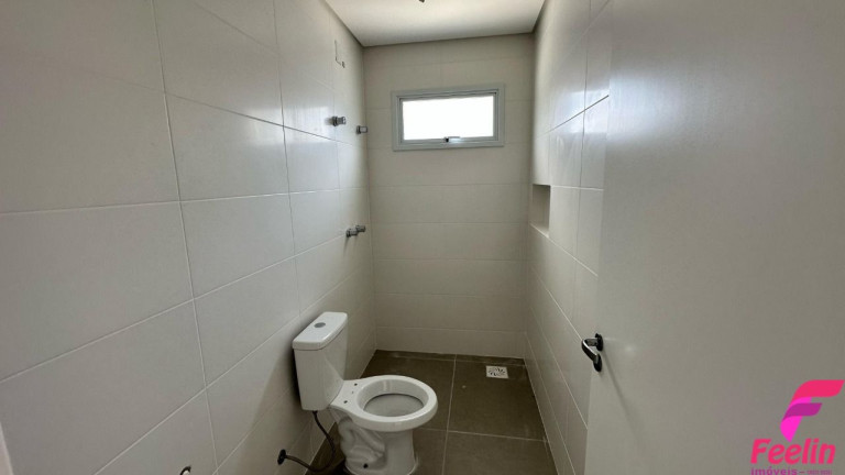 Imagem Casa com 3 Quartos à Venda, 133 m² em Ribeirão Da Ilha - Florianópolis Imagem Casa com 3 Quartos à Venda, 133 m² em Ribeirão Da Ilha - Florianópolis