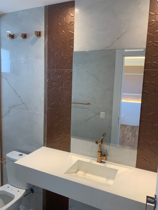 Imagem Casa com 3 Quartos à Venda, 210 m²