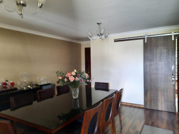 Imagem Casa com 3 Quartos à Venda, 186 m² em Xaxim - Curitiba