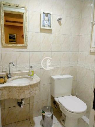 Imagem Sobrado com 3 Quartos à Venda, 195 m² em Santa Catarina - Caxias Do Sul Imagem Sobrado com 3 Quartos à Venda, 195 m² em Santa Catarina - Caxias Do Sul