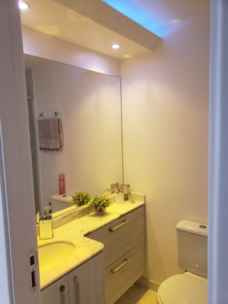 Imagem Apartamento com 2 Quartos à Venda, 65 m² em Vila Ipiranga - Porto Alegre