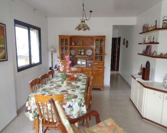 Imagem Apartamento com 4 Quartos à Venda, 192 m² em Jardim Astúrias - Guarujá