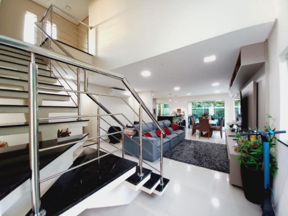 Imagem Casa com 3 Quartos à Venda, 274 m² em Ponta Negra - Manaus Imagem Casa com 3 Quartos à Venda, 274 m² em Ponta Negra - Manaus