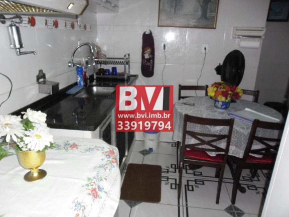 Imagem Casa com 2 Quartos à Venda, 90 m² em Vicente De Carvalho - Rio De Janeiro