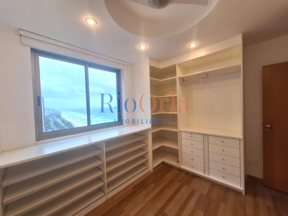 Imagem Apartamento com 4 Quartos à Venda, 270 m² em Barra Da Tijuca - Rio De Janeiro
