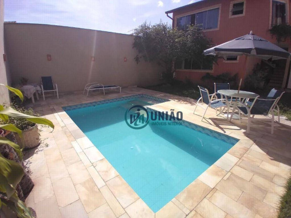 Casa com 3 Quartos à Venda, 160 m² em Itaipu - Niterói